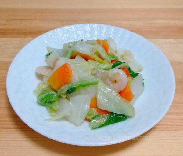 白菜と海老の炒め物